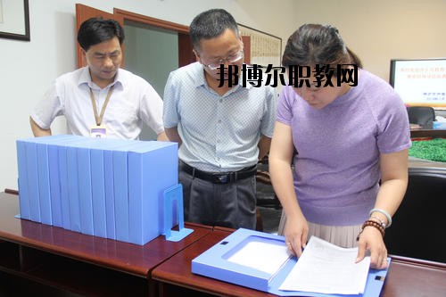 南充外國語中等專業(yè)學(xué)校2020年報名條件、招生要求、招生對象