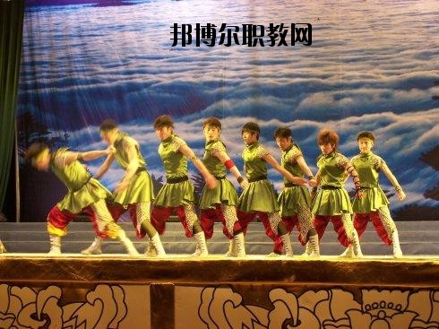 樂山大佛文武學校2020年招生辦聯(lián)系電話