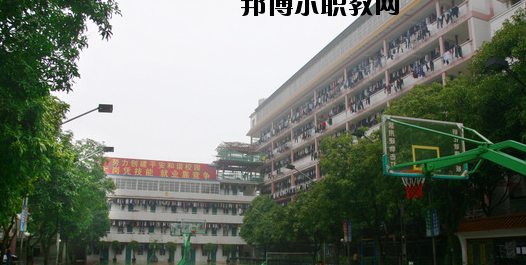 廣西商貿高級技工學校2020年報名條件、招生要求、招生對象