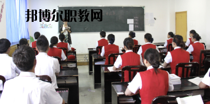甘肅東方航空高鐵學(xué)校2020年報名條件、招生要求、招生對象