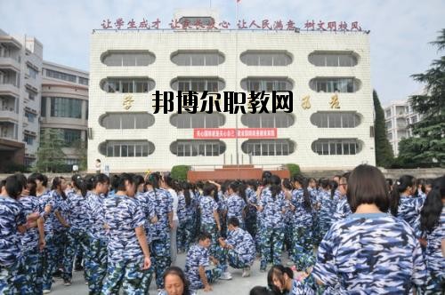 隆昌幼兒師范學校2020年報名條件、招生要求、招生對象