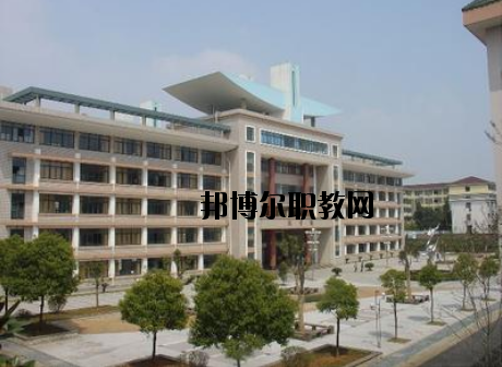 贛州服裝職業(yè)技術(shù)學(xué)校2020年報(bào)名條件、招生要求、招生對(duì)象