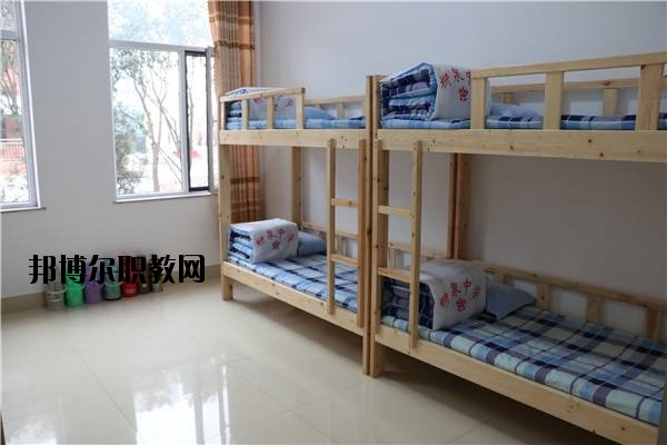 渭南興華職業(yè)學(xué)校2020年宿舍條件
