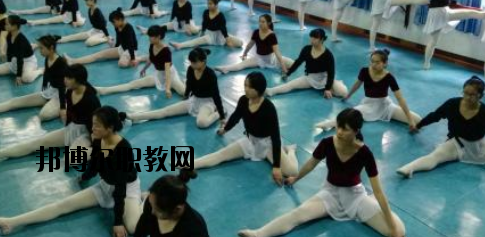 酒泉農墾技工學校2020年學費、收費多少