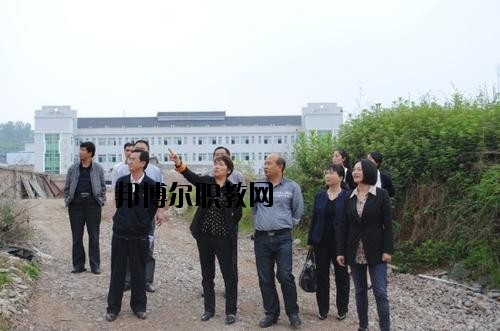 施秉縣中等職業(yè)技術學校2020年報名條件、招生要求