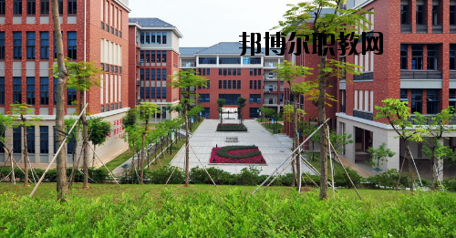 東莞輕工業(yè)學(xué)校2020年報(bào)名條件、招生要求、招生對(duì)象