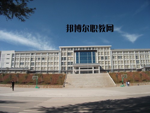 文山職業(yè)高級(jí)中學(xué)2020年報(bào)名條件、招生要求、招生對(duì)象