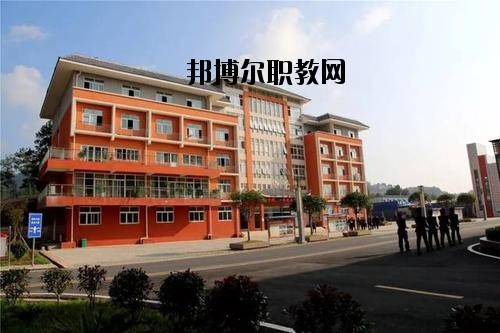 黔東南州國防科技學(xué)校怎么樣，好不好