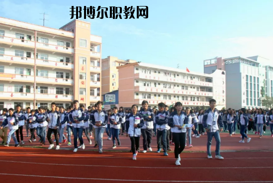 安遠中等專業(yè)學校怎么樣、好不好