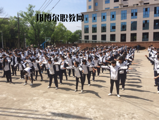 鷹潭工業(yè)中等專業(yè)學(xué)校2020年報名條件、招生要求、招生對象