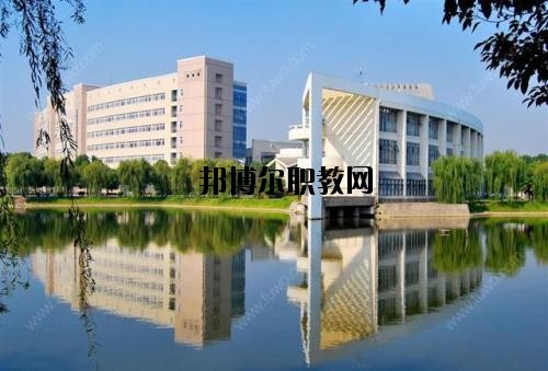 黃岡聯(lián)升職業(yè)技術(shù)學(xué)校2020年報名條件、招生要求、招生對象