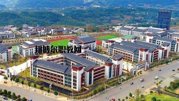 大方綜合職業(yè)技術(shù)學校2020年報名條件、招生要求、招生對象