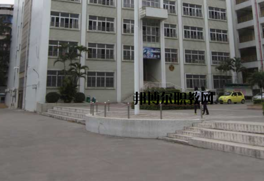 汕頭林百欣科技中專學(xué)校2020年報(bào)名條件、招生要求、招生對(duì)象
