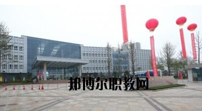 川北醫(yī)學院附屬醫(yī)院護士學校2020年報名條件、招生要求、招生對象