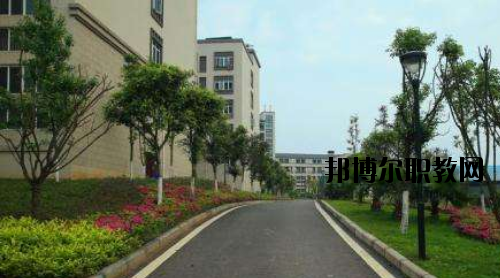 廣東江門中醫(yī)藥學(xué)校怎么樣、好不好