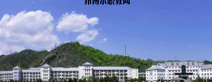 欒川中等職業(yè)學校2021年報名條件、招生要求、招生對象