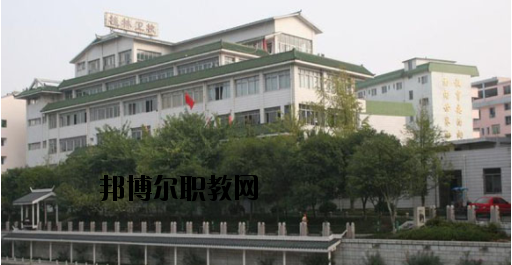 桂林衛(wèi)生學(xué)校2020年報(bào)名條件、招生要求、招生對象