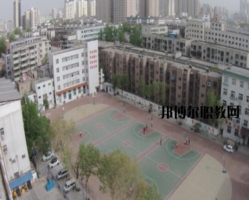 鄭州經(jīng)濟(jì)貿(mào)易學(xué)校2021年報(bào)名條件、招生對(duì)象