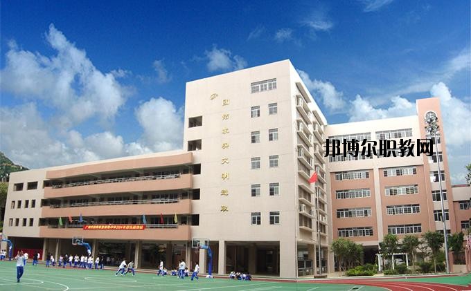 瀾滄縣職業(yè)高級中學(xué)怎么樣、好不好