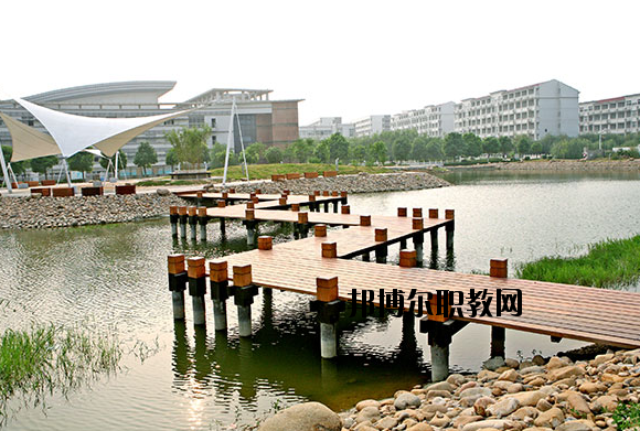 南京財經(jīng)大學地址在哪里