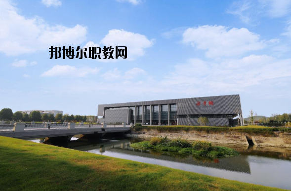 徐州醫(yī)學(xué)院怎么樣、好不好