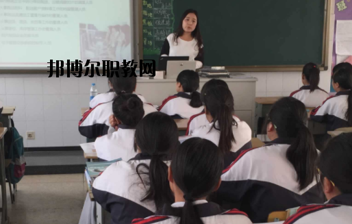 嘉峪關(guān)職業(yè)中等專(zhuān)業(yè)學(xué)校2020年報(bào)名條件、招生要求、招生對(duì)象