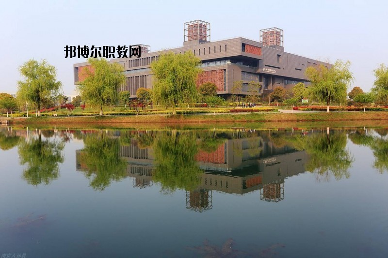 云夢(mèng)中等職業(yè)技術(shù)學(xué)校怎么樣、好不好