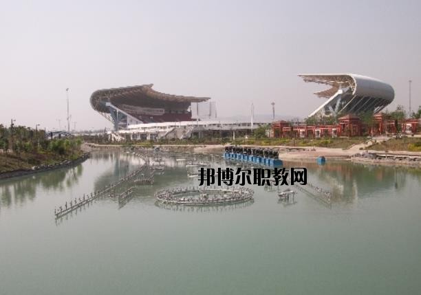 荊門現(xiàn)代學(xué)校2020年報(bào)名條件、招生要求、招生對(duì)象
