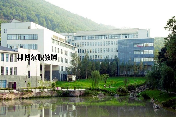 京山職教中心怎么樣、好不好