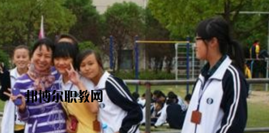 石家莊新世紀中等專業(yè)學校怎么樣、好不好