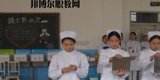 石家莊華醫(yī)醫(yī)學中等專業(yè)學校2020年報名條件、招生要求、招生對象