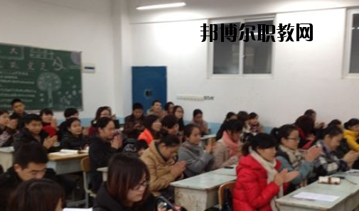 石家莊博信科技中等專業(yè)學校2020年報名條件、招生要求、招生對象 