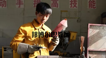 靈臺(tái)職教中心2020年報(bào)名條件、招生要求、招生對(duì)象