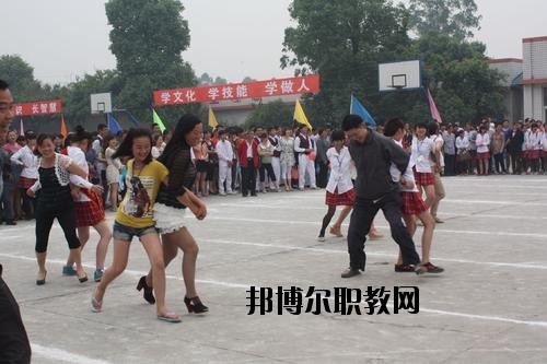 樂山欣欣藝術(shù)職業(yè)學(xué)校2020年報(bào)名條件、招生要求、招生對(duì)象