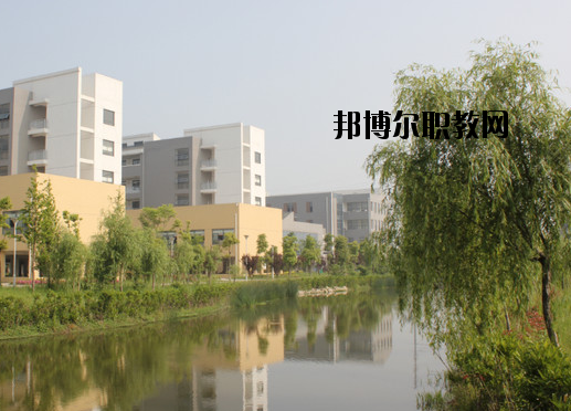 蕪湖師范學(xué)校2020年報(bào)名條件、招生要求、招生對(duì)象