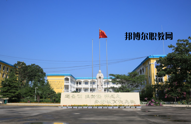 鄭州外資企業(yè)管理中等專業(yè)學(xué)校2021年報名條件、招生要求、招生對象