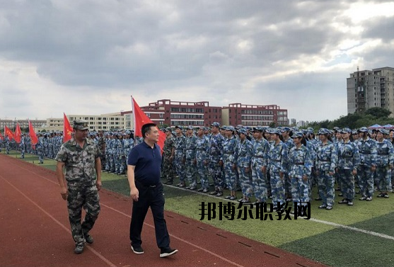 合肥高新科技學(xué)校2020年報(bào)名條件、招生要求、招生對(duì)象