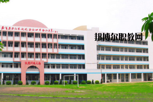 廣東輕工業(yè)技師學(xué)院學(xué)校怎么樣、好不好