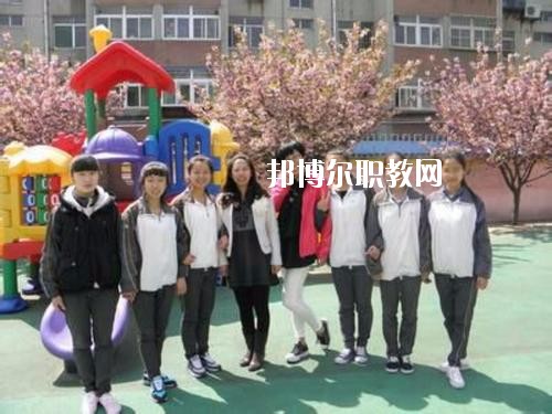 鄭州軟件應(yīng)用中等專業(yè)學(xué)校2021年學(xué)費(fèi)、收費(fèi)多少