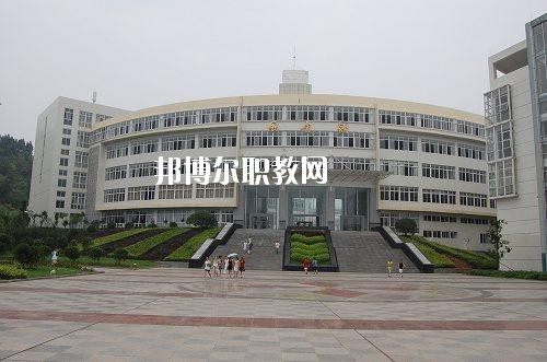 四川建筑技工學校2020年報名條件、招生要求、招生對象