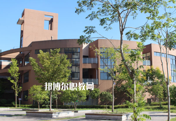 黃山東華技工學校2020年報名條件、招生要求、招生對象