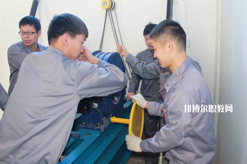 鄭州廣志職業(yè)技術(shù)中等專業(yè)學(xué)校2021年學(xué)費(fèi)、收費(fèi)多少