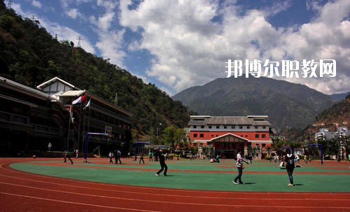 四川石棉職業(yè)高級中學(xué)2020年報(bào)名條件、招生要求、招生對象