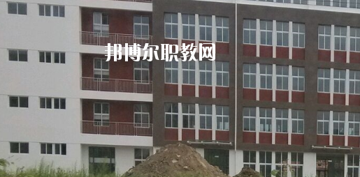 柳州市醫(yī)藥生物工程職業(yè)技術(shù)學(xué)校2020年報(bào)名條件、招生要求、招生對象