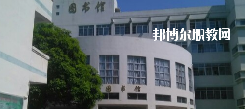 百色市職業(yè)技術(shù)學(xué)校2020年報名條件、招生要求、招生對象 