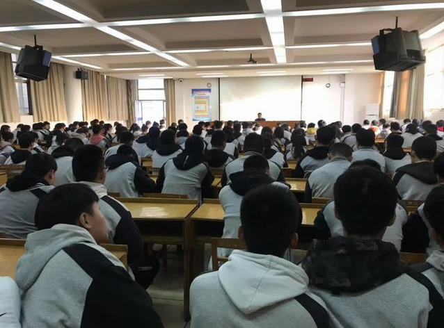 江蘇建湖中等專業(yè)學(xué)校2020年報名條件、招生要求、招生對象