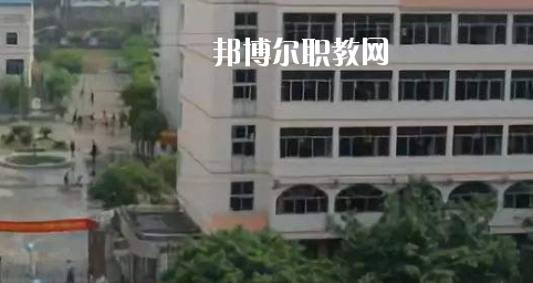 南寧財(cái)貿(mào)管理學(xué)校網(wǎng)站網(wǎng)址