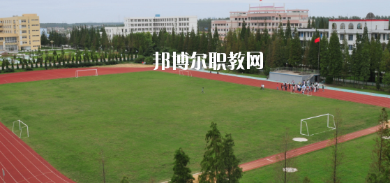 柳州市制劑醫(yī)藥技工學(xué)校2020年報(bào)名條件、招生要求、招生對(duì)象 