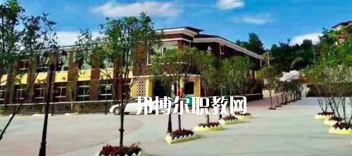 貴州航空工業(yè)技師學(xué)院烏當(dāng)校區(qū)2020年報(bào)名條件、招生要求、招生對(duì)象