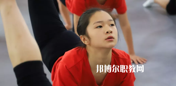 蘭州慈愛實(shí)驗(yàn)藝術(shù)職業(yè)學(xué)校怎么樣、好不好